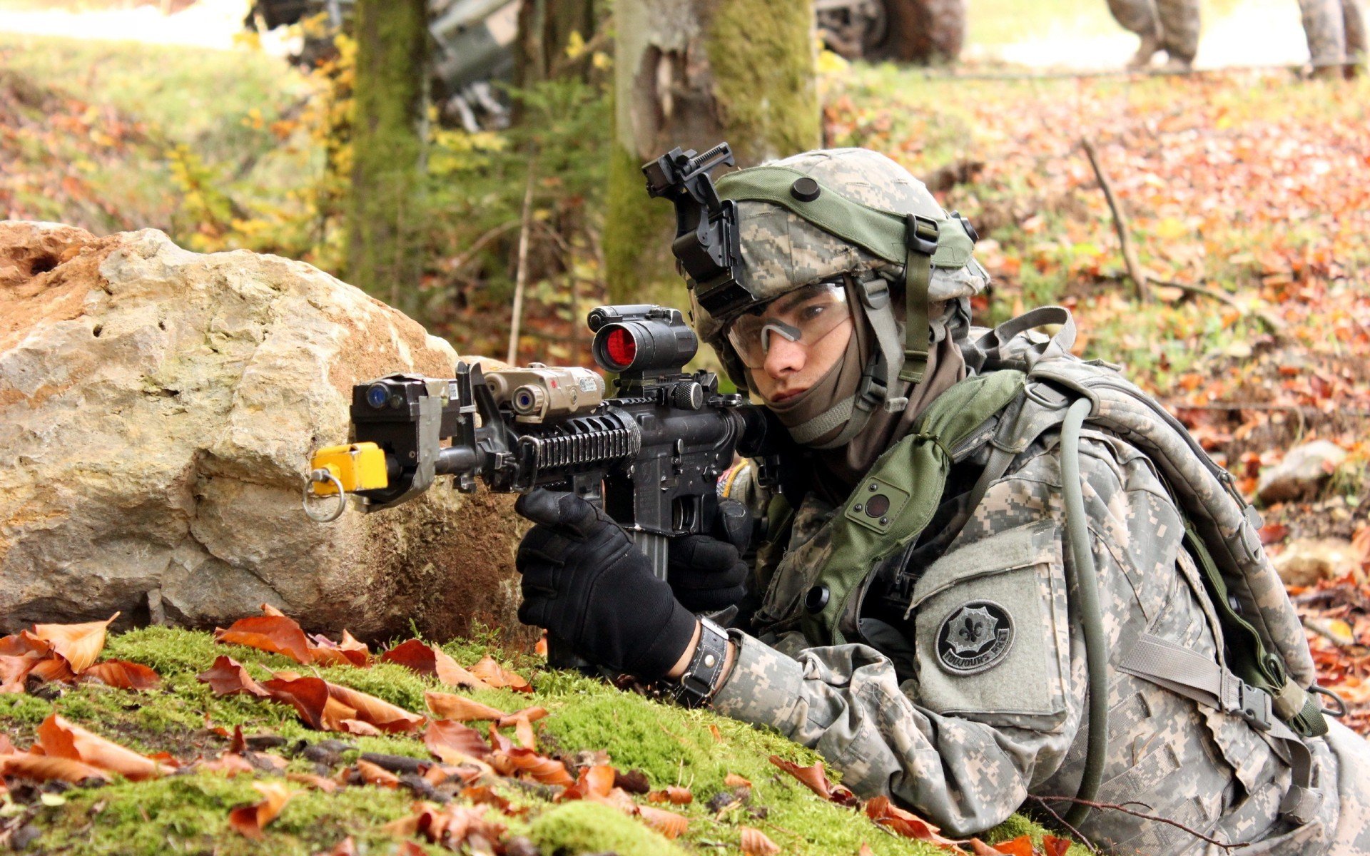 李明全场高光！攻防两端都展现出色表现！，李明什么