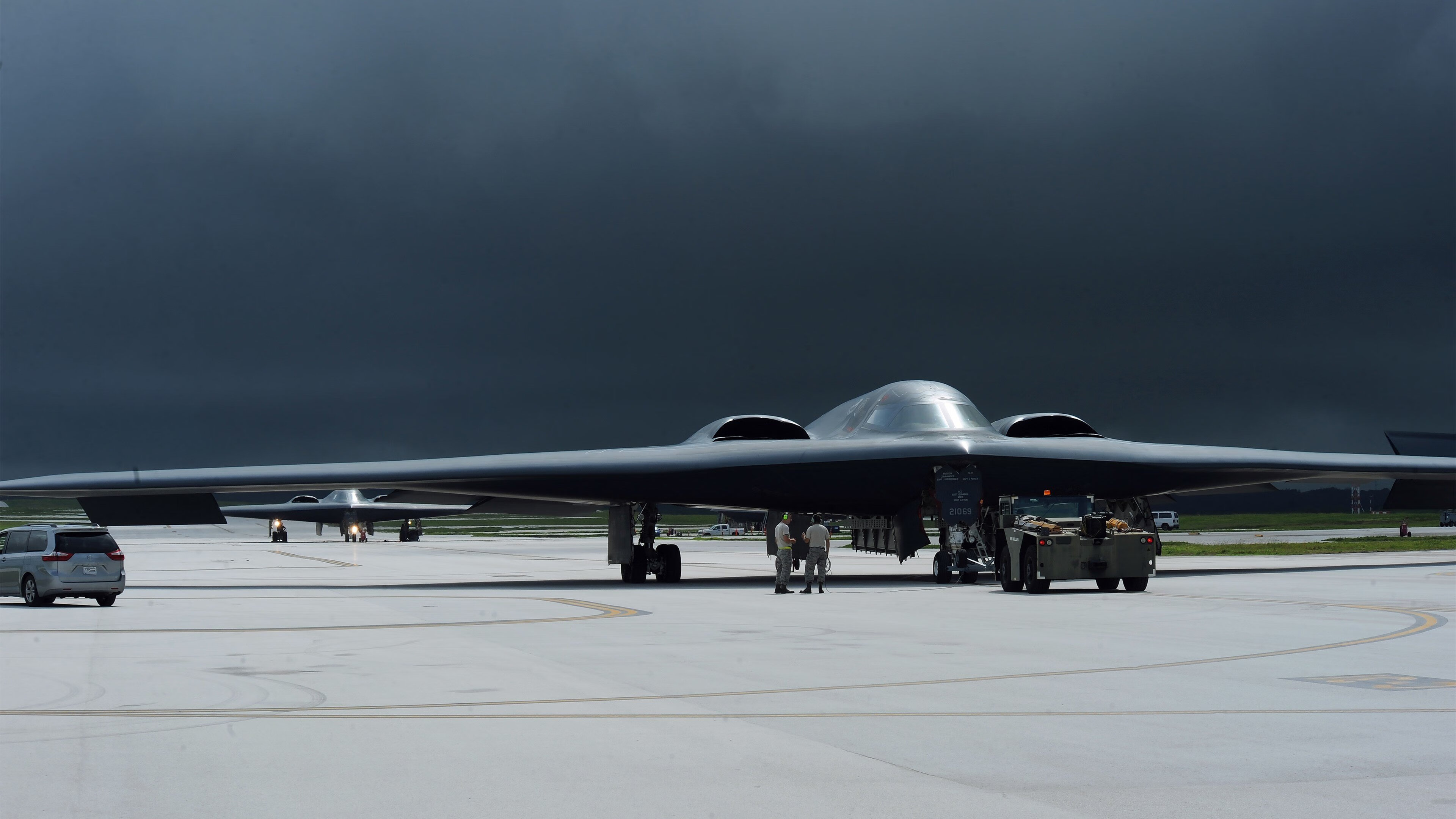 仰泳冲刺中立代表队A选手排名上升，仰泳中国队