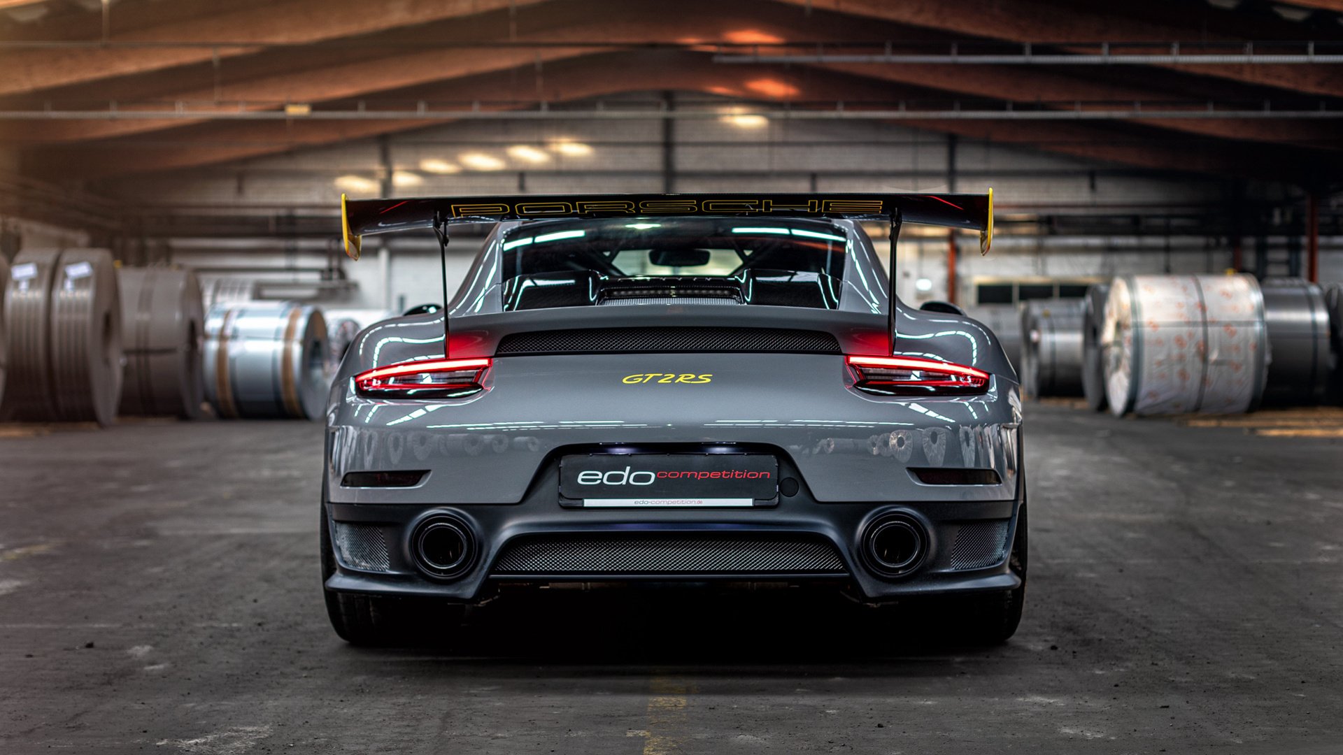 AYX体育-维尔·冯·威克：在高强度对抗中脱颖而出，助力南非队攻破敌防，冯克劳维茨